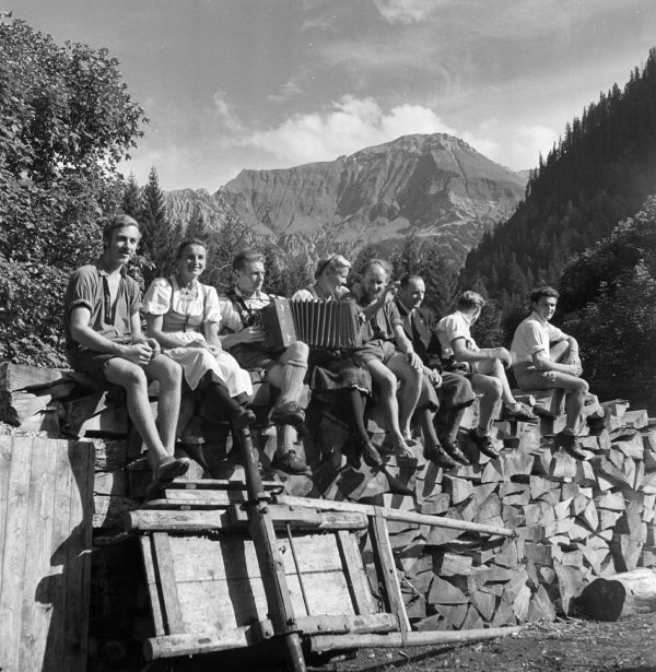 Auf der Alp, 1949